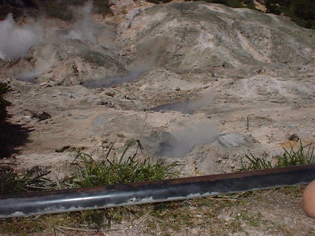 Mar09_12.jpg (79589 bytes)