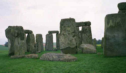 stone1.jpg (72955 bytes)