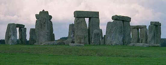 stone3.jpg (62020 bytes)